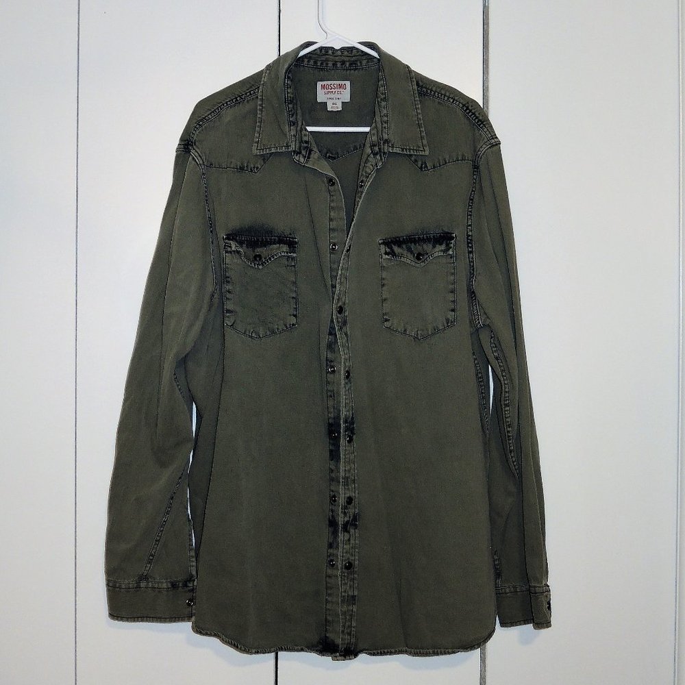 Mossimo Button Down Shirt